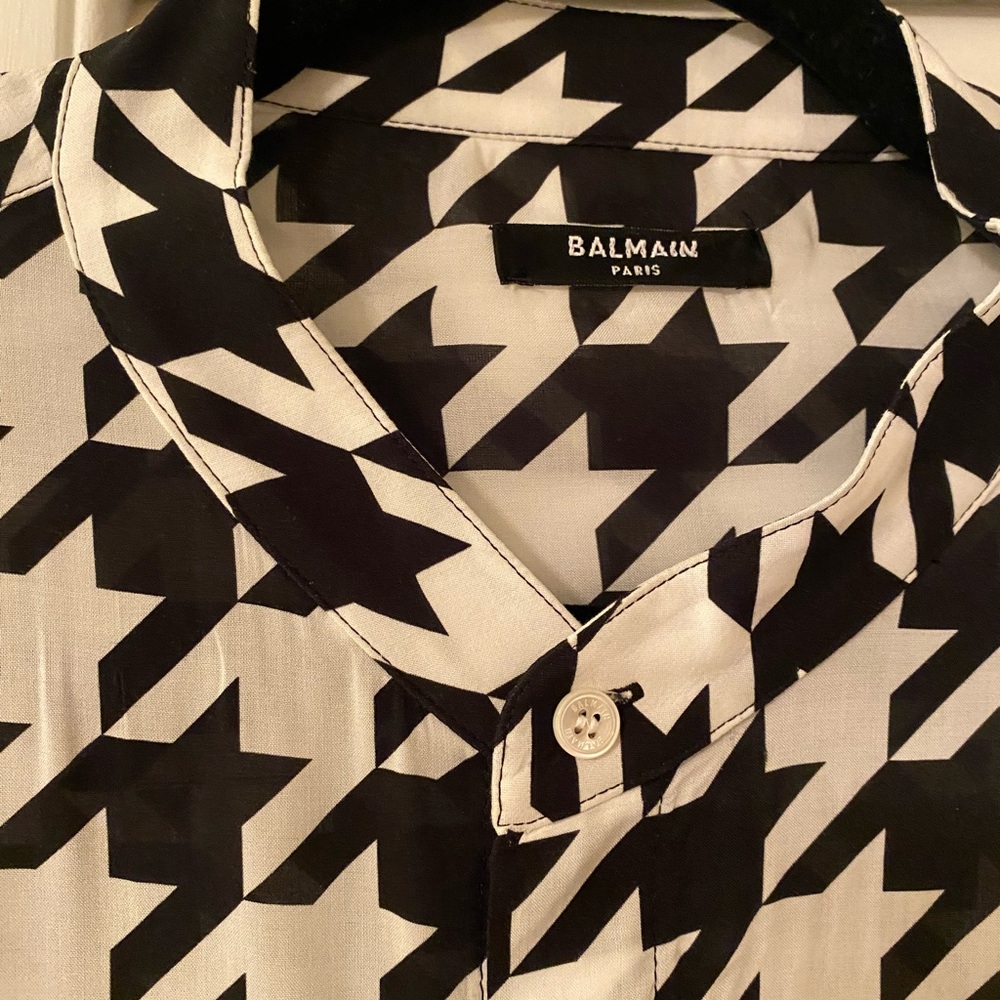 Balmain - Picture 4 of 6